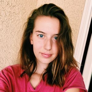 Meet your Posher, Ashley